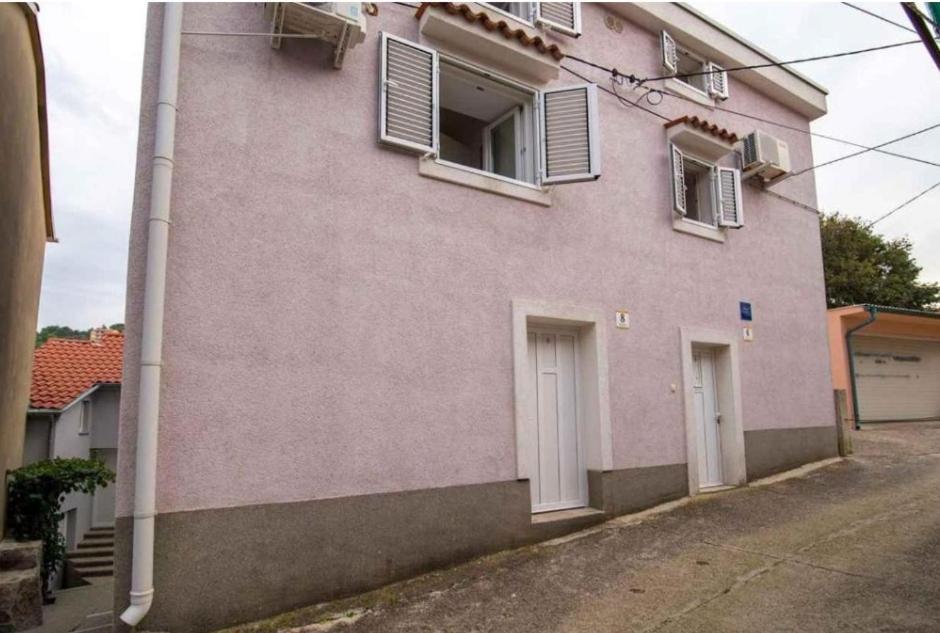Greta Apartment Vrbnik Exterior foto