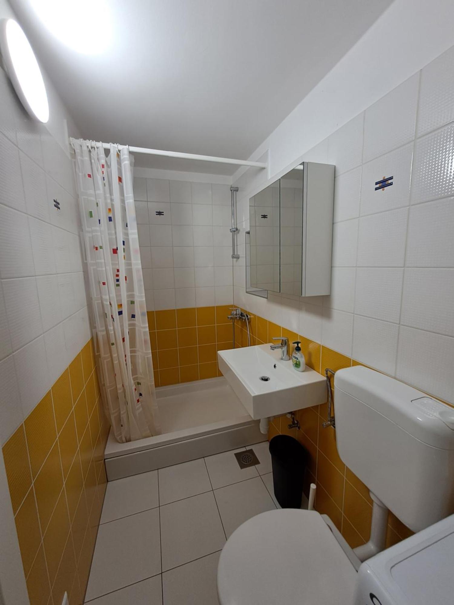 Greta Apartment Vrbnik Exterior foto